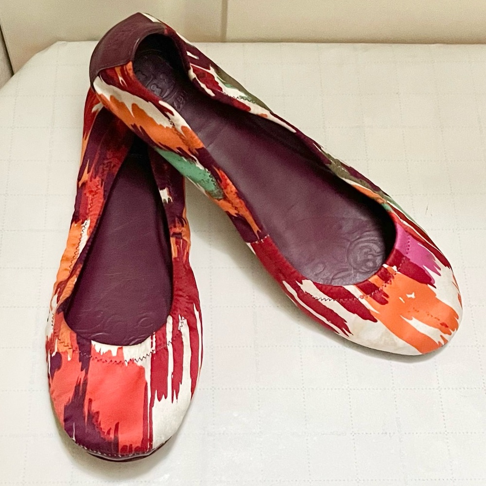 Authentic Tory Burch Eddie flat shoes
